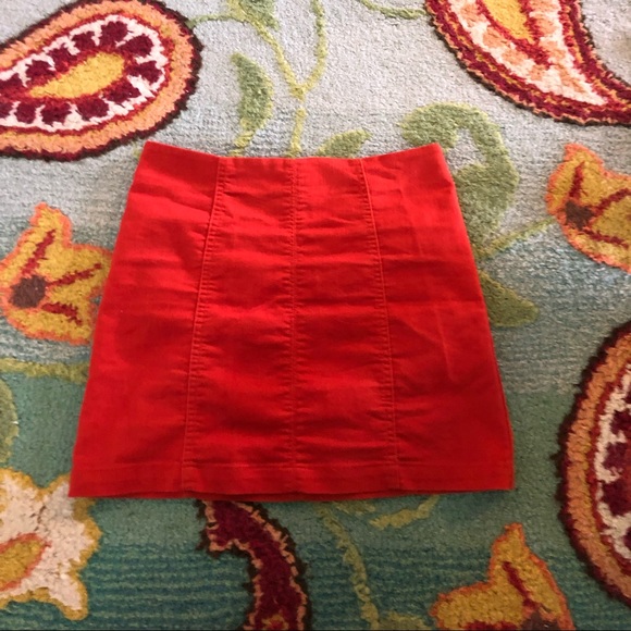 Orange mini skirt - Picture 3 of 3